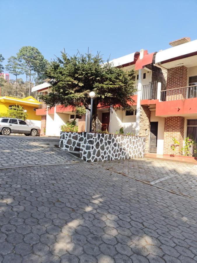 Hotel Kasa Kamelot Las Rosas Quetzaltenango Exterior foto